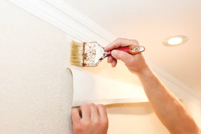 Pose de papier peint à Baerendorf — revêtements muraux et toiles de verre